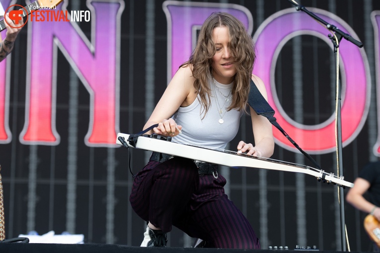 Larkin Poe op Down The Rabbit Hole 2023 - Zondag foto