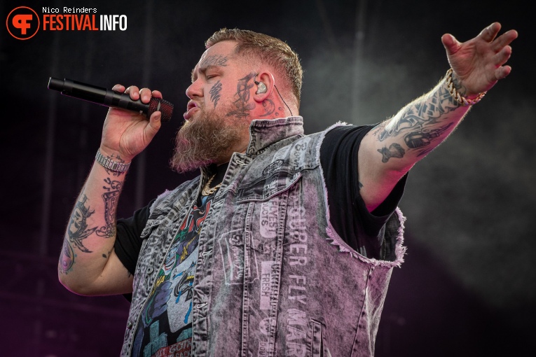 Rag'n'Bone Man op Bospop 2023 foto