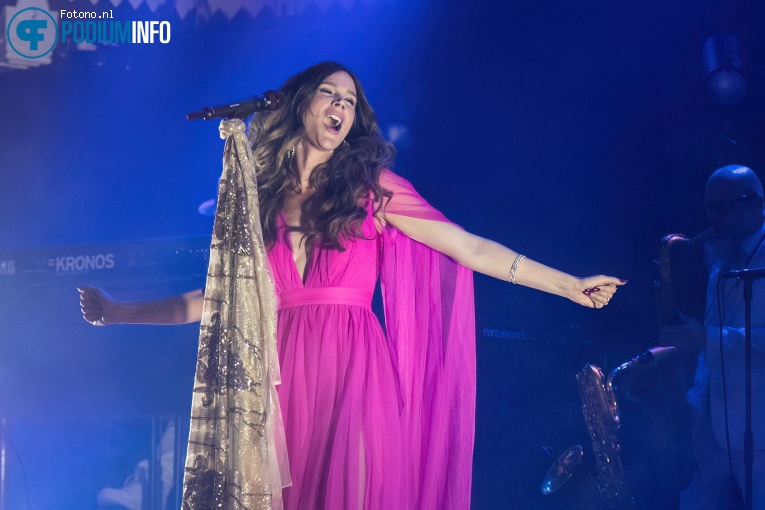 Joss Stone op Joss Stone - 20 Years Of Soul - 28/07 - Paradiso foto