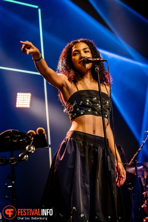 Olivia Dean op North Sea Jazz 2023 foto