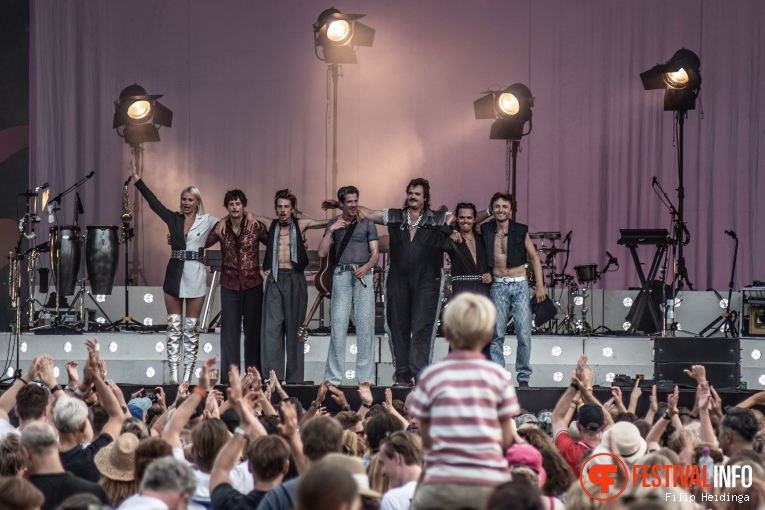Son Mieux op In Het Volkspark 2023 foto