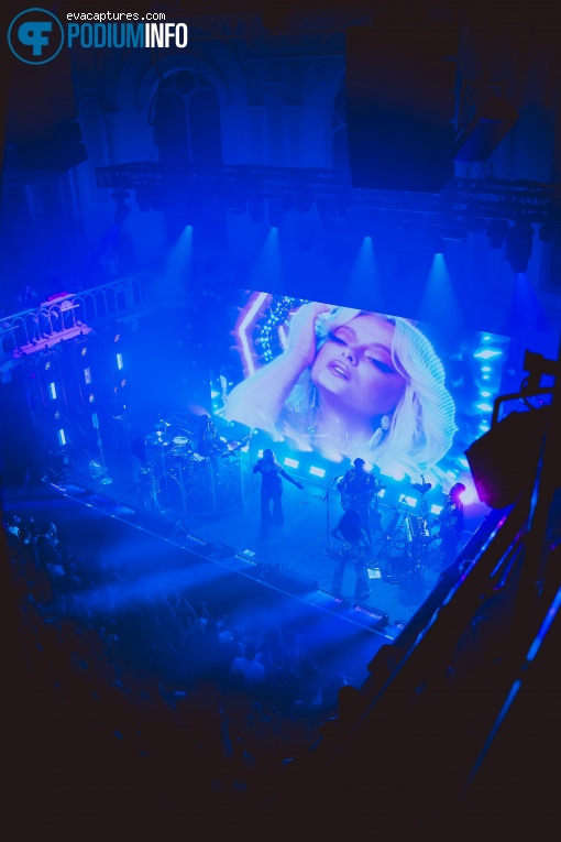 Bebe Rexha op Bebe Rexha – Best F’n Night Of My Life - 01/08 - Paradiso foto