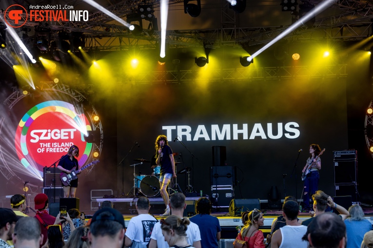 Tramhaus op Sziget 2023 - vrijdag foto
