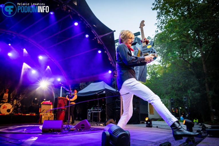 Kula Shaker op Live At Amsterdamse Bostheater Kula Shaker - 09/08 - Openlucht Theater Amsterdamse Bos foto