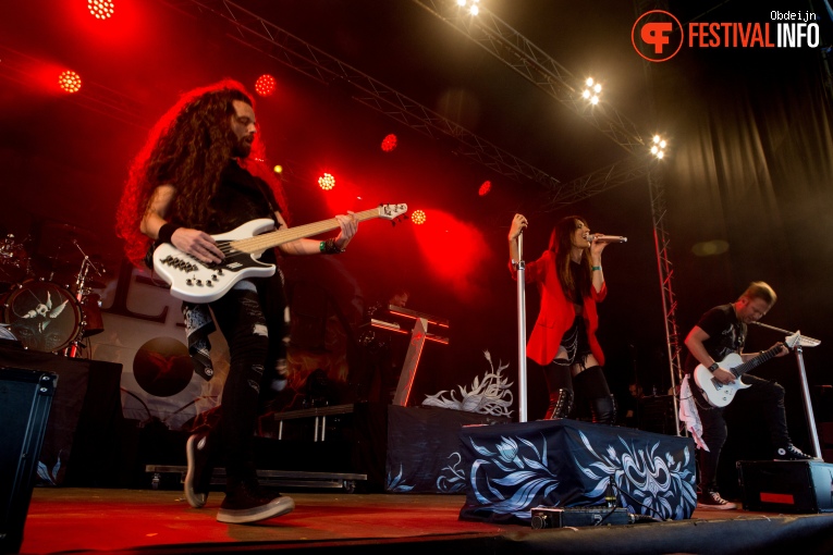 Delain op Huntenpop 2023 foto