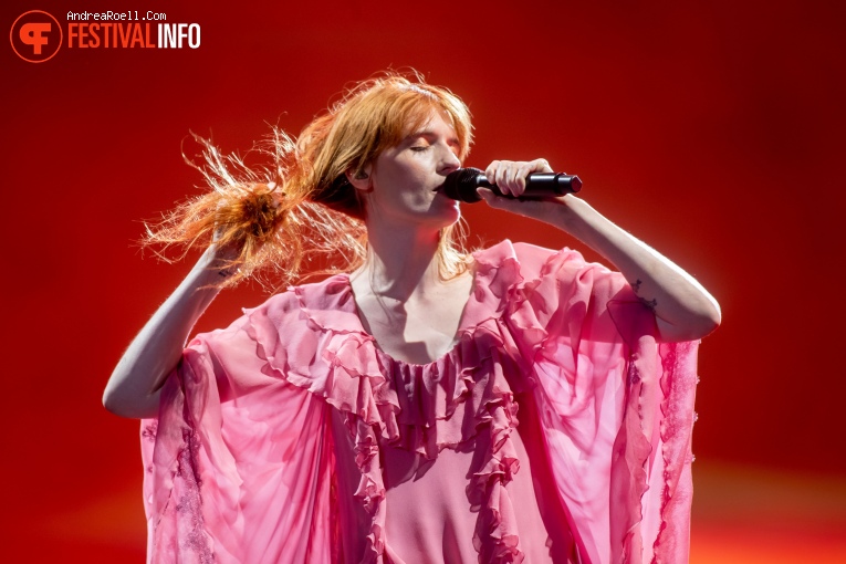 Florence + The Machine op Sziget 2023 - Donderdag foto