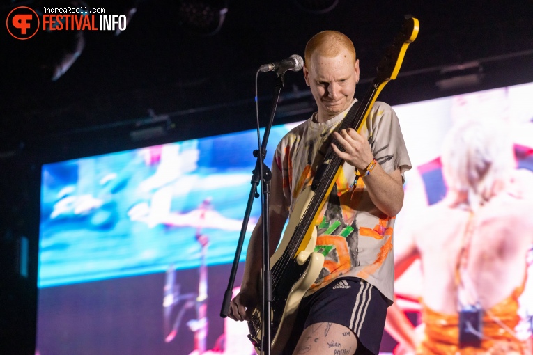 Amyl and The Sniffers op Sziget 2023 - Maandag foto