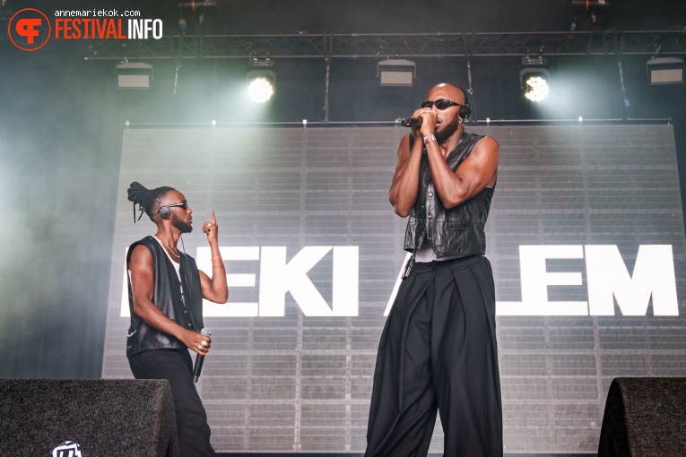 Deki Alem op Lowlands 2023 - vrijdag foto