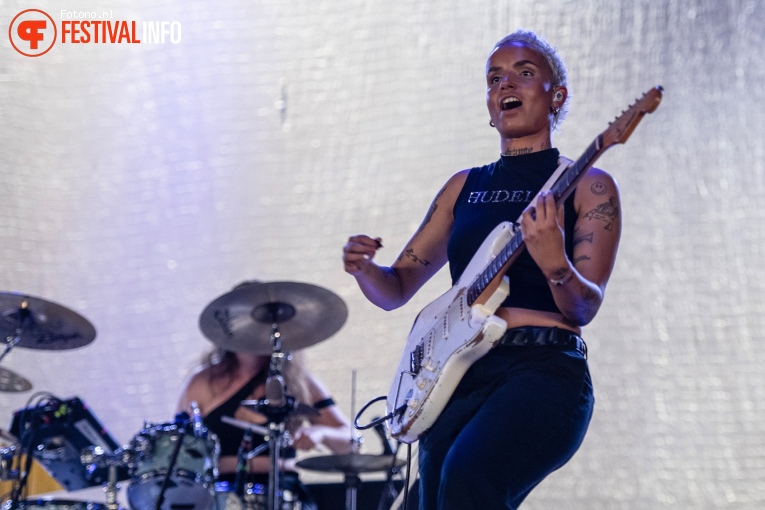 Merol op Lowlands 2023 - vrijdag foto