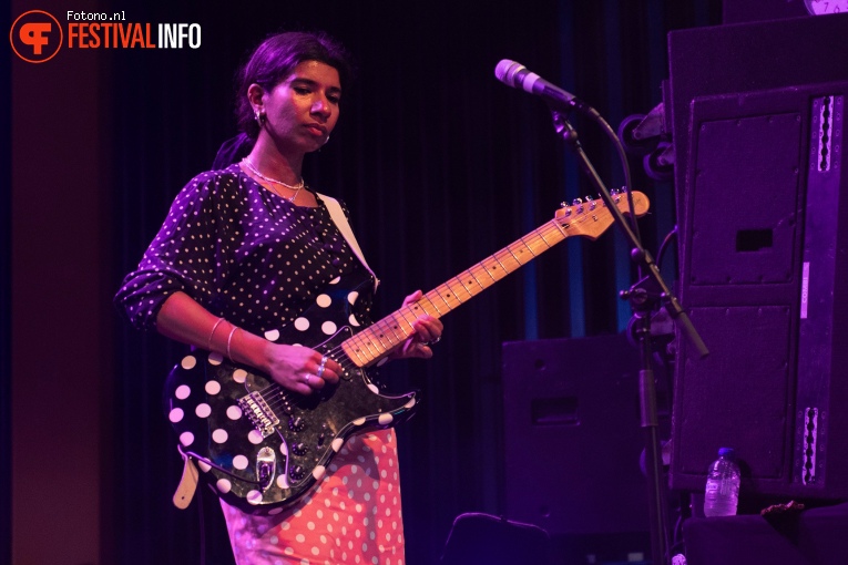 Nabihah Iqbal op Lowlands 2023 - vrijdag foto