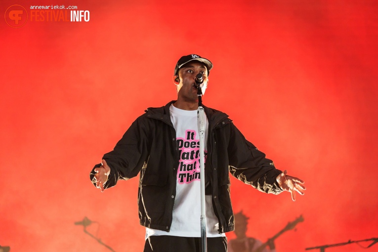 Loyle Carner op Lowlands 2023 - Zaterdag foto