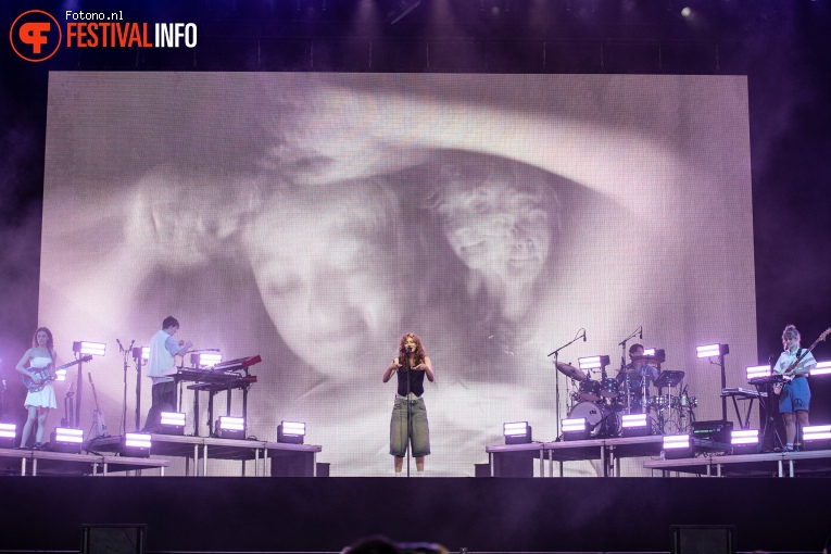 Froukje op Lowlands 2023 - Zaterdag foto