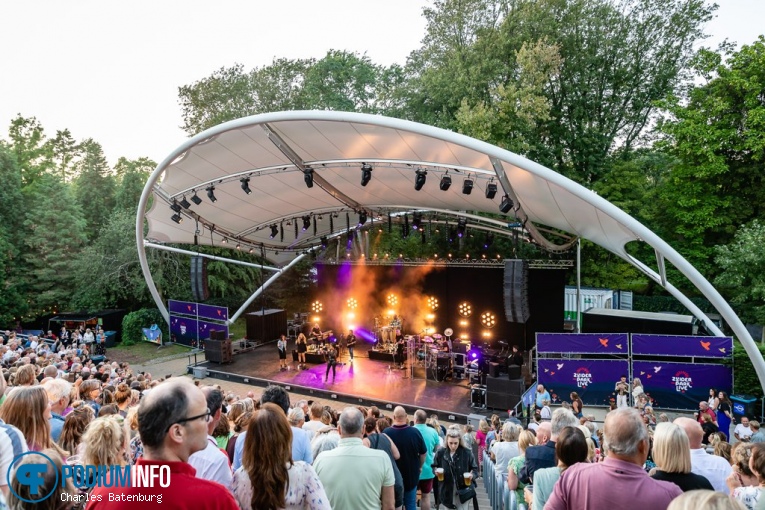 Ruth Jacott op Zuiderpark Live: Ruth Jacott - 19/08 - Zuiderparktheater foto