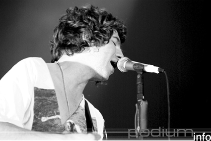The Kooks op The Kooks - 25/11 - Heineken Music Hall foto