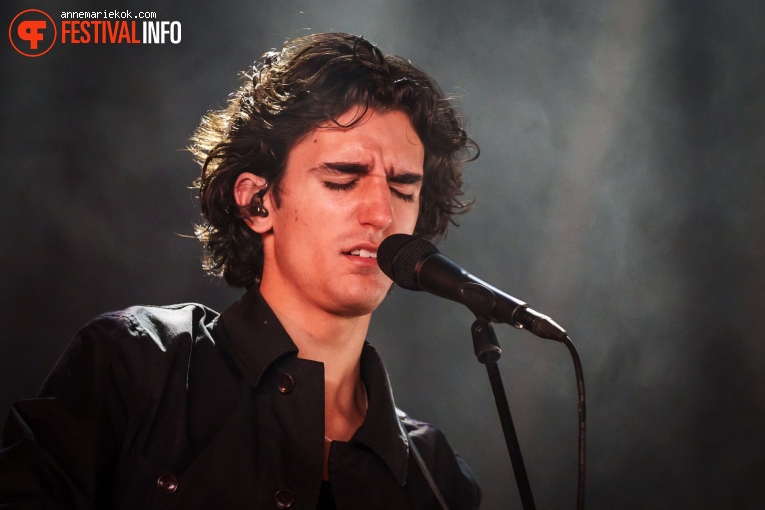 Tamino op Lowlands 2023 - Zondag foto