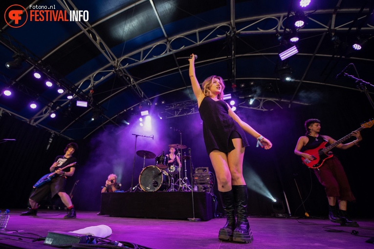 Hannah Grae op Lowlands 2023 - Zondag foto