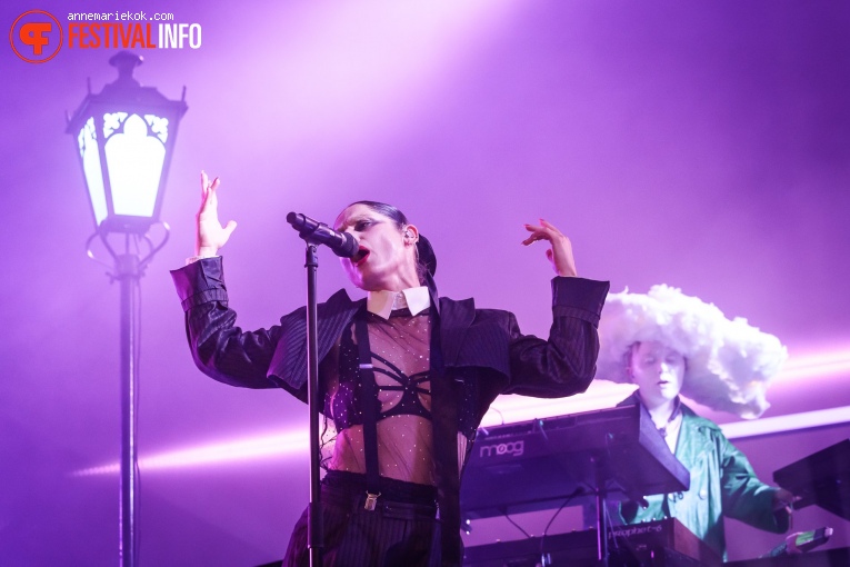 Fever Ray op Lowlands 2023 - Zondag foto