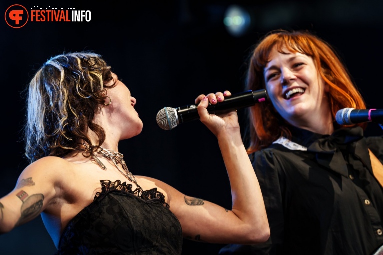 Sophie Straat op Lowlands 2023 - Zondag foto