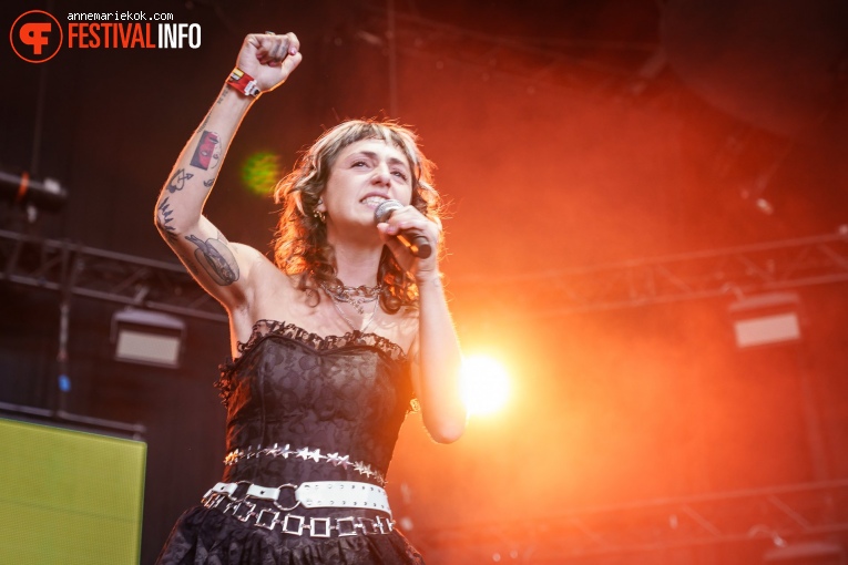 Sophie Straat op Lowlands 2023 - Zondag foto