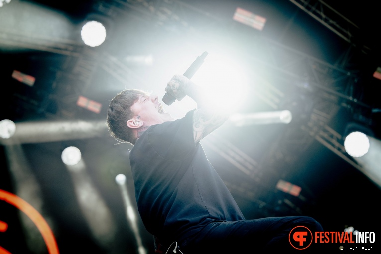 Bleed From Within op Dynamo MetalFest 2023, Zondag foto