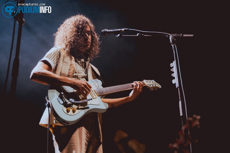 Alex Vargas op Ruel - 05/09 - TivoliVredenburg foto