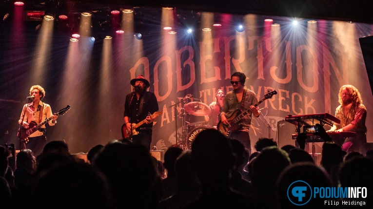 Robert Jon & The Wreck op Robert Jon & The Wreck - 06/09 - Melkweg foto