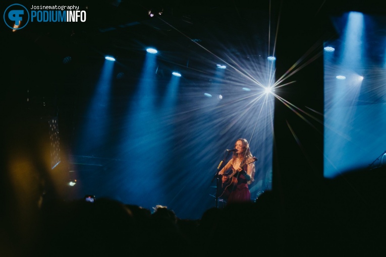 Holly Humberstone op Holly Humberstone - 20/09 - Melkweg foto