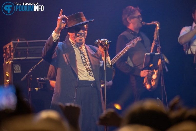 Kid Creole & The Coconuts op Kid Creole & The Coconuts - 09/09 - Paard foto