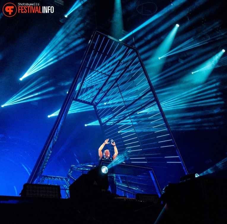 Armin van Buuren op Hullabaloo 2023 foto