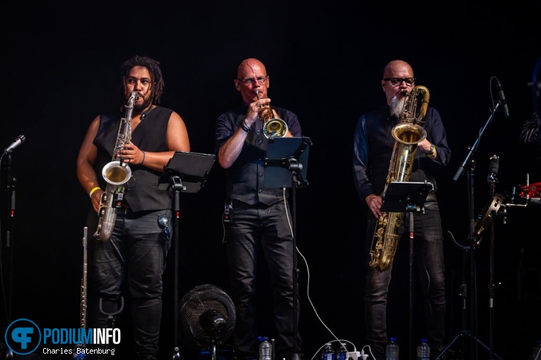 Sven Hammond Big Band op Zuiderpark Live: Sven Hammond Big Band - 10/09 - Zuiderparktheater foto