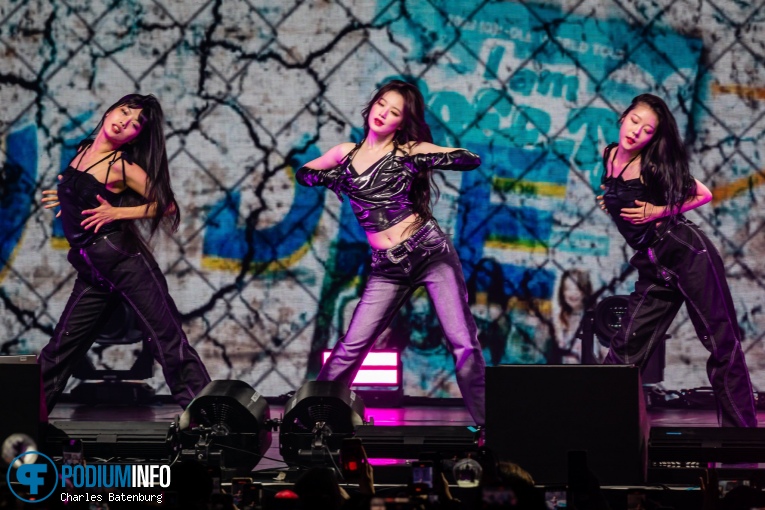 (G)I-dle op (G)I-dle - 11/09 - Afas Live foto