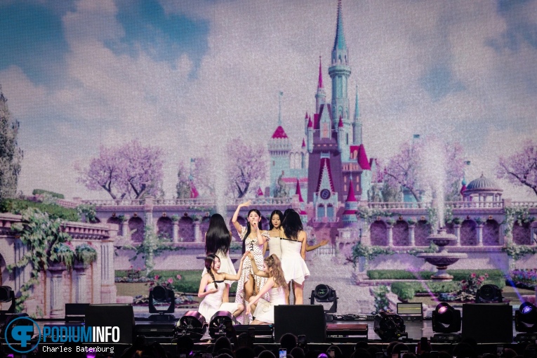 (G)I-dle op (G)I-dle - 11/09 - Afas Live foto