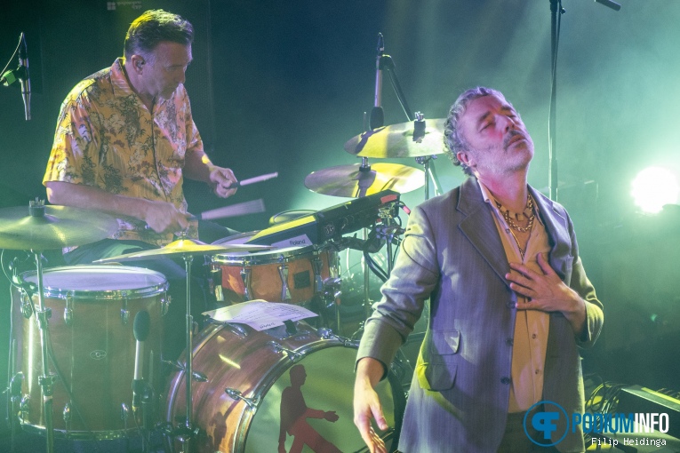 Baxter Dury op Baxter Dury - 27/09 - Het Zonnehuis foto