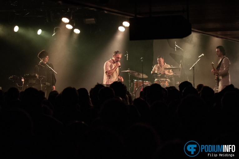 Baxter Dury op Baxter Dury - 27/09 - Het Zonnehuis foto