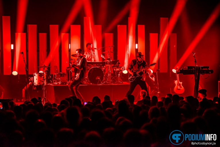 Half Moon Run op Half Moon Run - 04/10 - Doornroosje foto