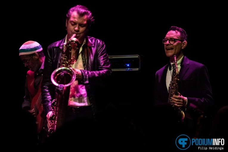 Dulfer! Total Response op Dulfer! Total Response - 03/02 - Metropool Enschede foto