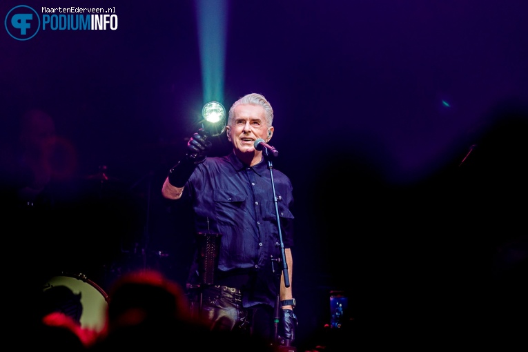 Holly Johnson op Holly Johnson - 29/09 - Paard foto