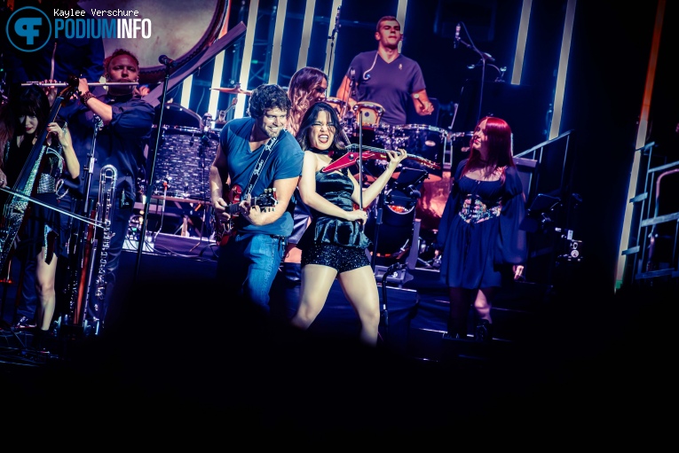 Two Steps From Hell op Two Steps From Hell - 05/10 - Ahoy foto