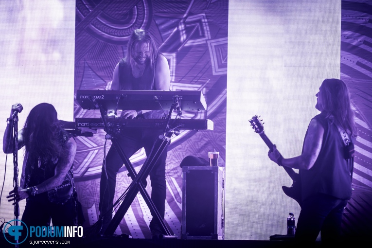 Amorphis op Amorphis - 29/10 - TivoliVredenburg foto