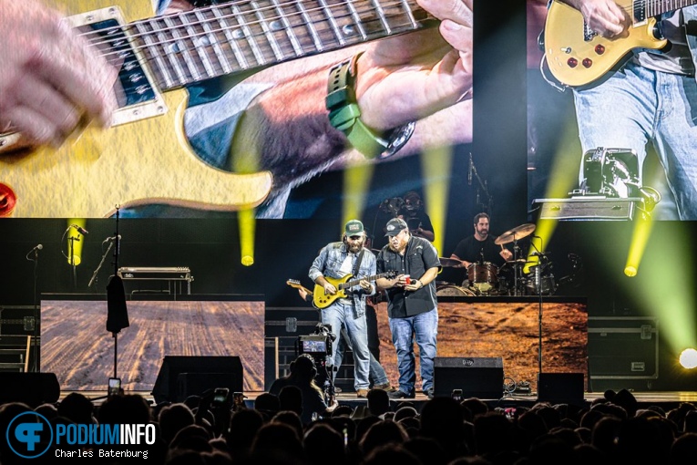 Luke Combs op Luke Combs - 07/10 - AFAS Live foto