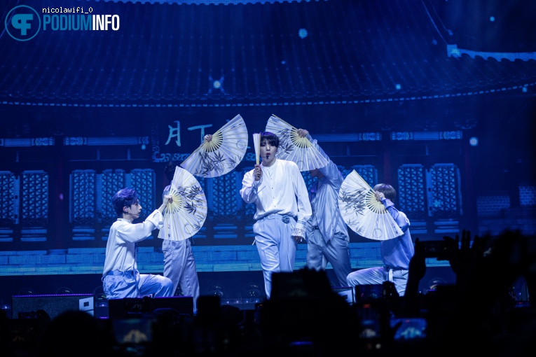 OneUs op OneUs - 02/11 - 013 foto