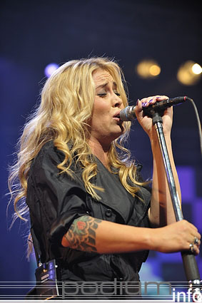 Anouk op Anouk - 4/12 - Heineken Music Hall foto