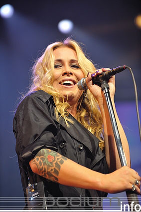 Anouk op Anouk - 4/12 - Heineken Music Hall foto
