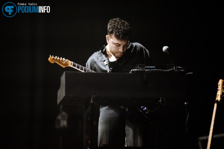 PVRIS op Fall Out Boy - 24/10 - AFAS Live foto