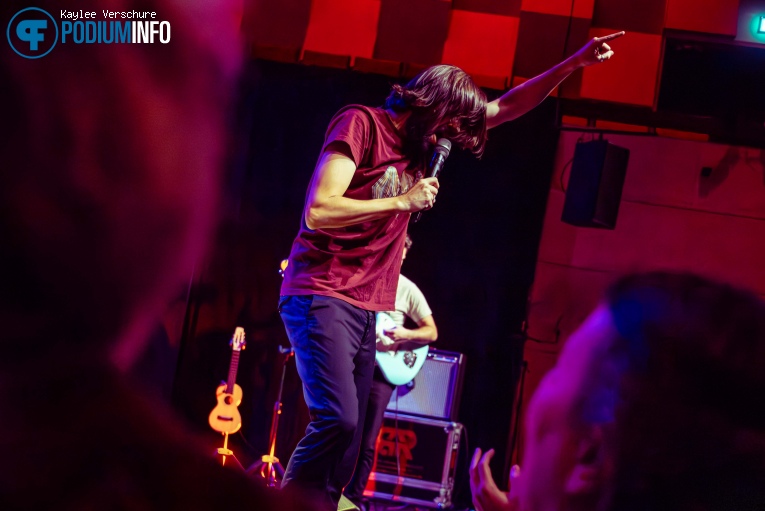 Salvador Sobral op Salvador Sobral - 08/11 - De Doelen foto