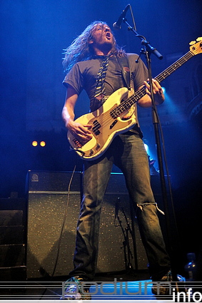 Fiction Plane op Fiction Plane - 7/12 - Paradiso foto