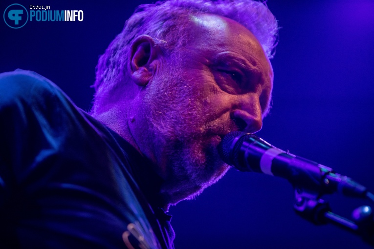 Peter Hook & The Light op Peter Hook And The Light - 13/11 - TivoliVredenburg foto