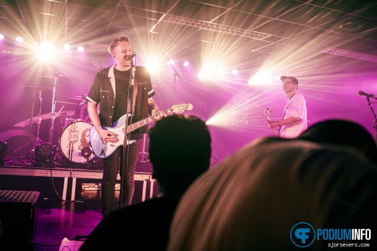 Astronutz op Call It Off - 3/11- Corneel foto