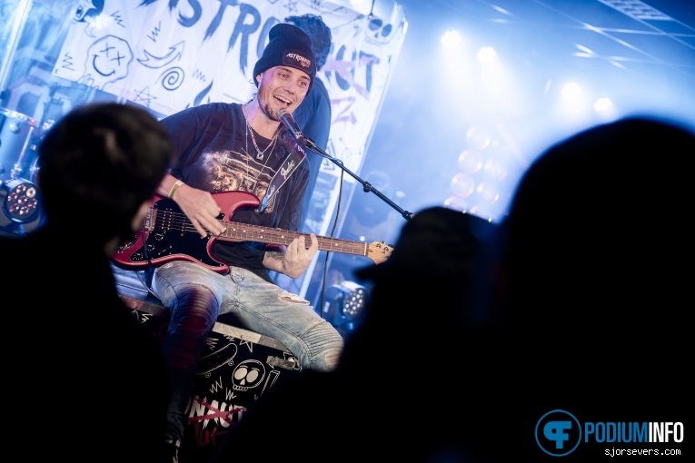 Astronutz op Call It Off - 3/11- Corneel foto