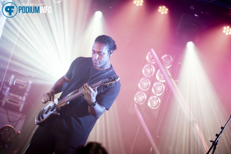 Astronutz op Call It Off - 3/11- Corneel foto